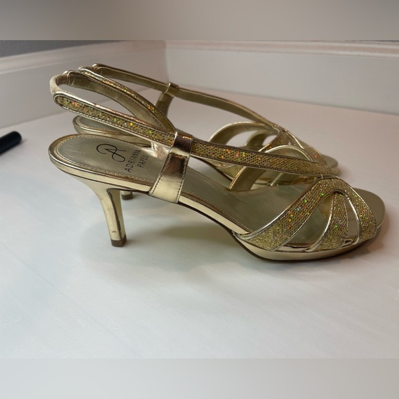 Adrianna Papell Gold Metallic Heels Size 8.5 - Picture 3 of 9